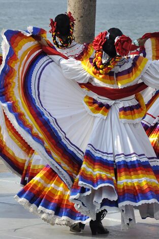 Jotas Pilar 2024. T(T2024). Jotas Pilar 2024 (T2024): Grupo folklórico La Fiera (Pza Pilar)