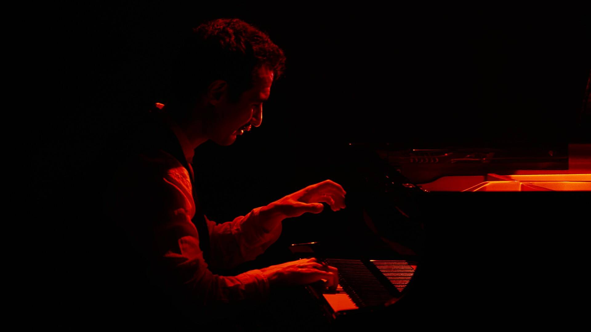 Tigran Hamasyan Trio 