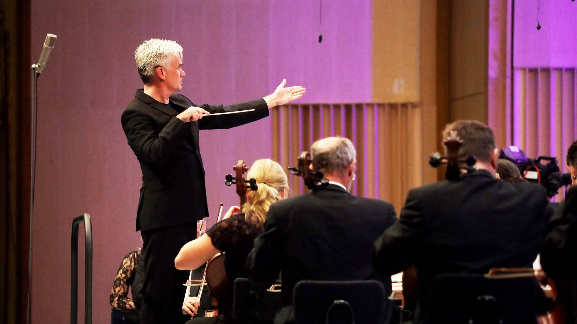 Orquesta Filarmónica de Londres, Edward Gardner, Patricia Kopatchinskaja: Tippett, Elgar