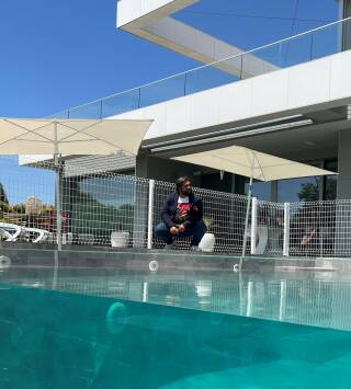 La piscina de tus... (T1): Una piscina en la naturaleza