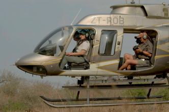 Hipopótamos y...: Hipopótamos con Steve Backshall II