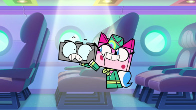 Unikitty, Season 2 (T2): Primer vuelo