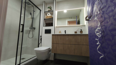 El baño de tus... (T1): Una ducha escondida en un armario